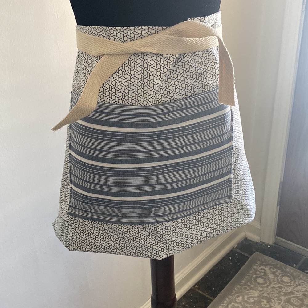 Hand Crafted 100% Cotton Big Pocket 1/2 Cooking/Gathering Apron